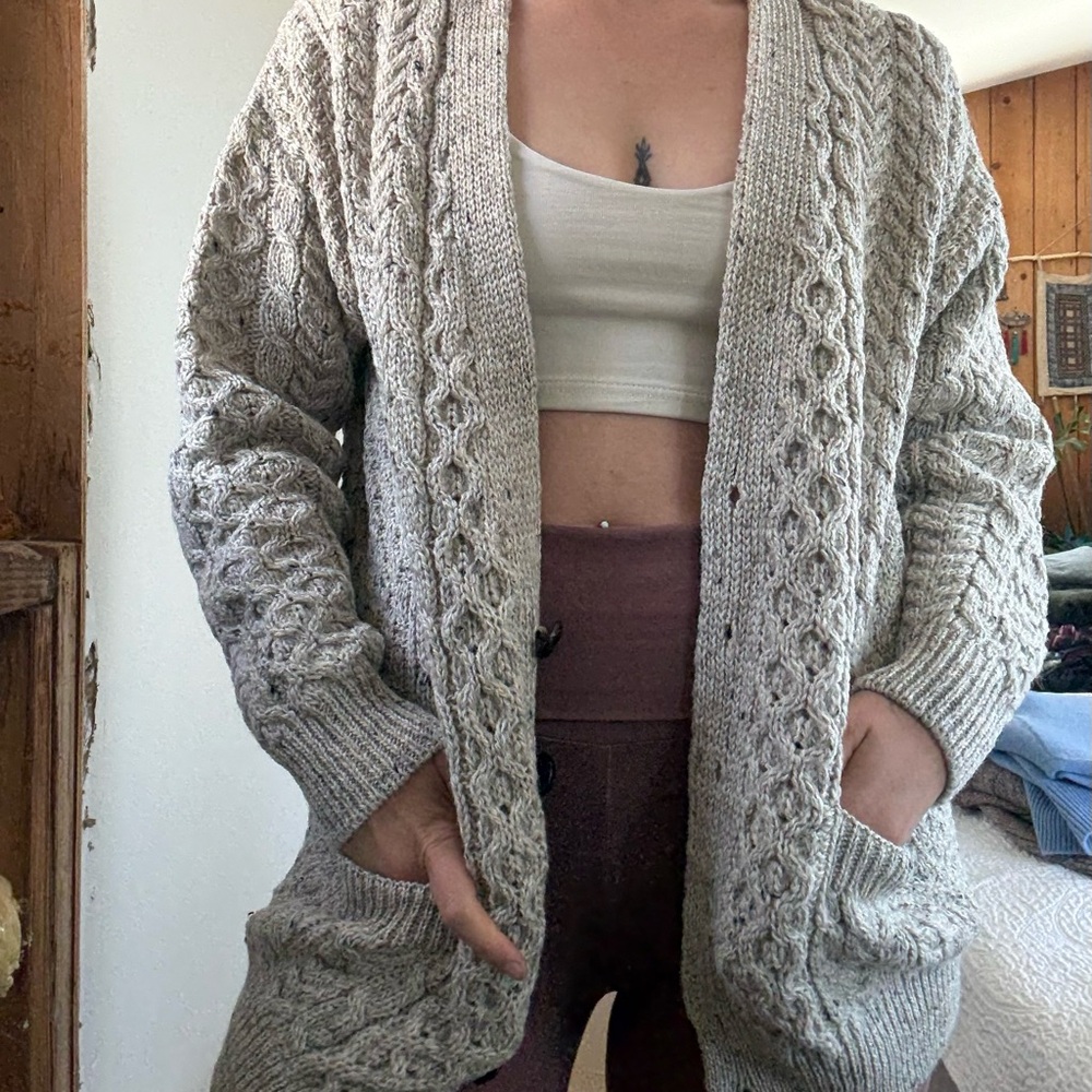 Shannon woolen mills sweater